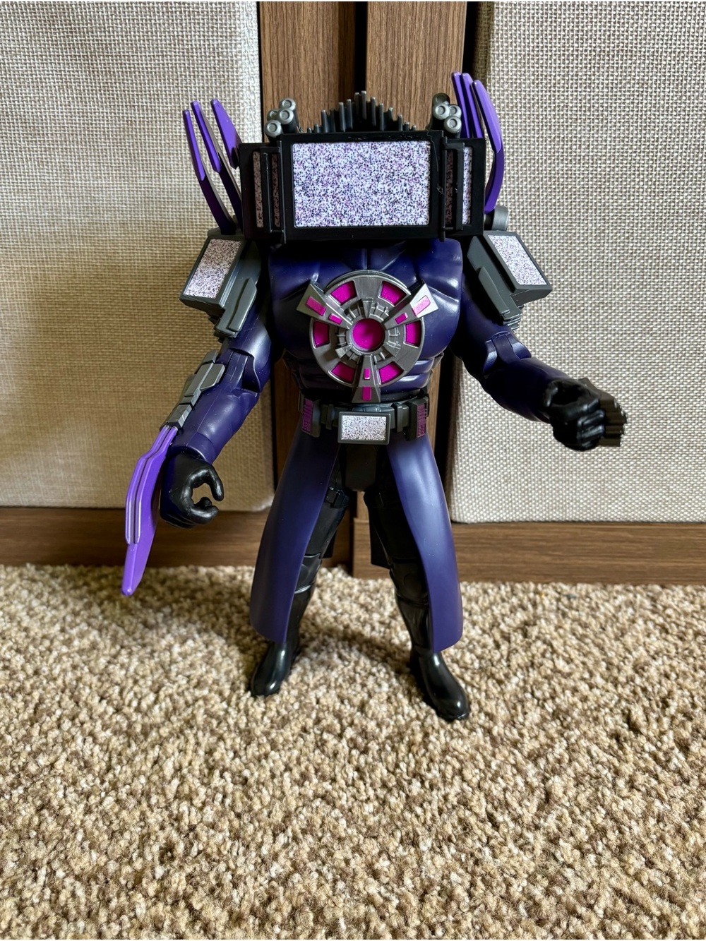 Skibidi Toilet Titan TV Man 10” Figure Toy Loot Box Collectible Toy